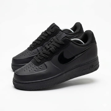 AF1 Full Black Sneakers